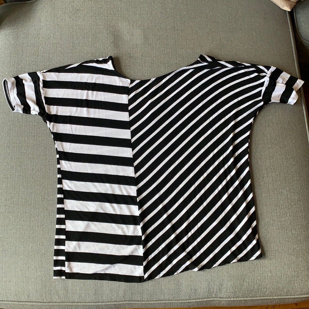 WHBM TOP